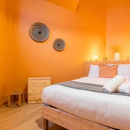 Hypercentre - Private Parking, Metro + Train 100m