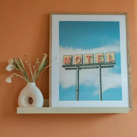 Hypercentre - Private Parking, Metro + Train 100m * Туркуэн