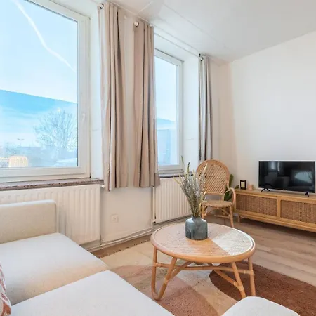 Appartement Hypercentre - Private Parking, Metro + Train 100m