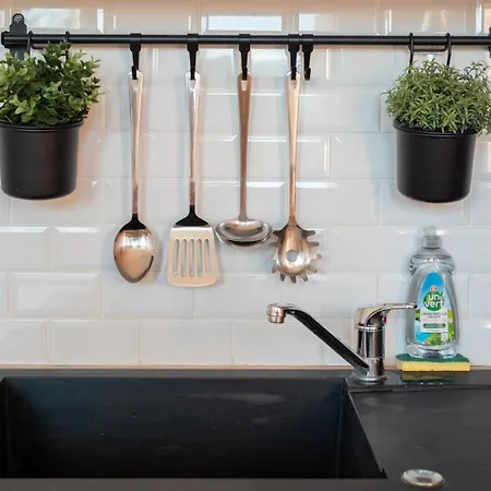 Hypercentre - Private Parking, Metro + Train 100m Apartamento