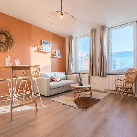 Hypercentre - Private Parking, Metro + Train 100m Appartement Tourcoing
